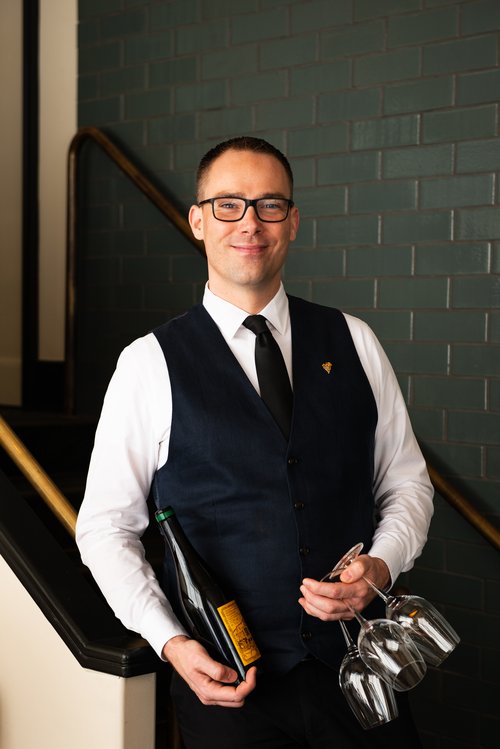 Sommelier Anthony Pieri