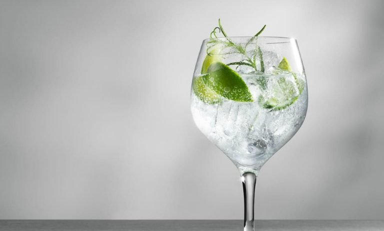 2019/10/gin-tonic-main.jpg